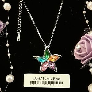 4001008- 5. AAA BRILLIANT CZ STAR NECKLACE